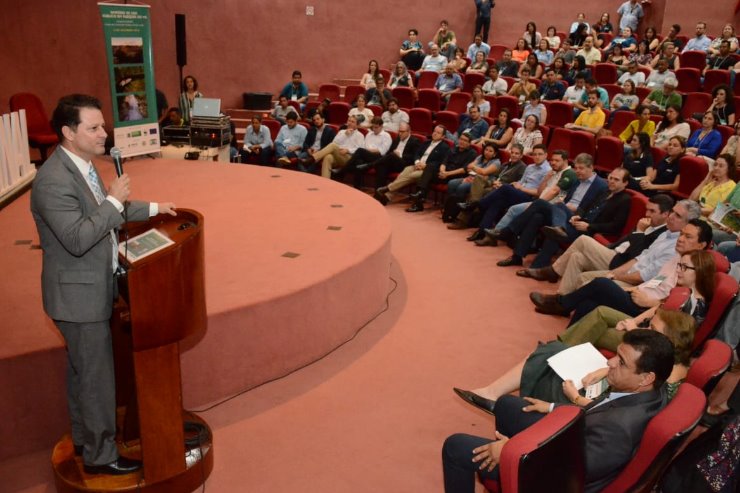 Imagem: Coordenador da Frente Parlamentar de Desenvolvimento das Unidades de Conservação Ambientais, deputado Renato Câmara participou na semana passada do 1º do Simpósio de Uso Público em Parques no Mato Grosso do Sul
